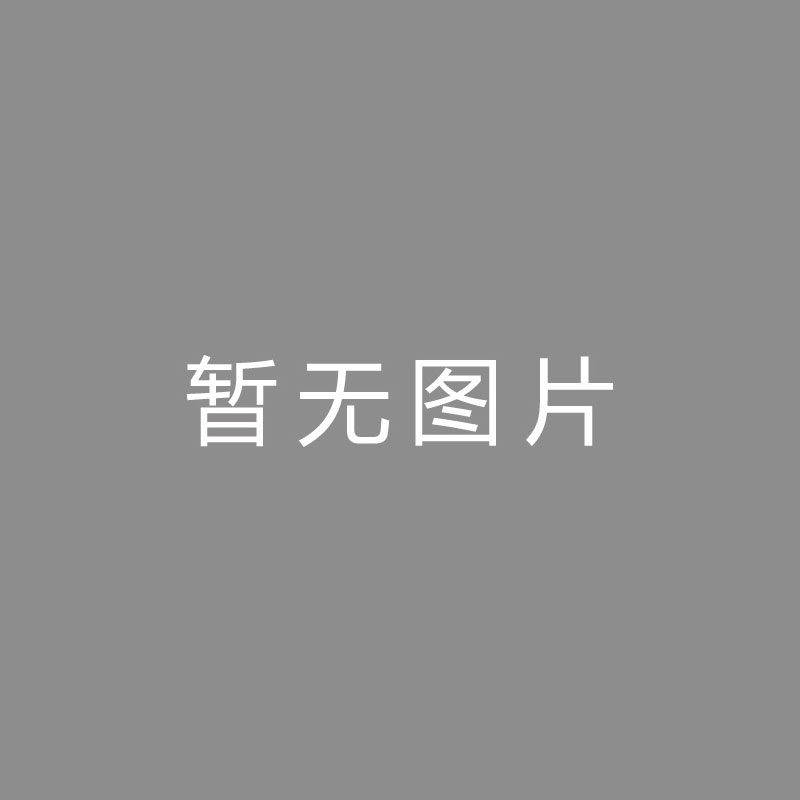 🏆频频频频约维奇力挺希罗：冷酷的白人小子砍下27分，他就是今晚最佳球员